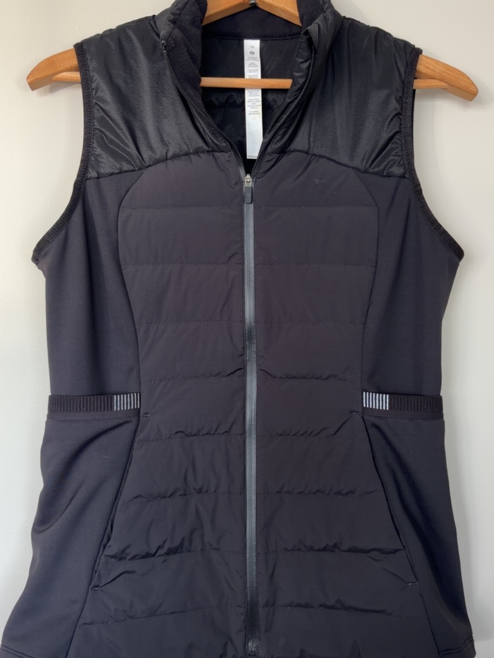 Lululemon Black Down For It All Vest – Size 10 (Runs Small)